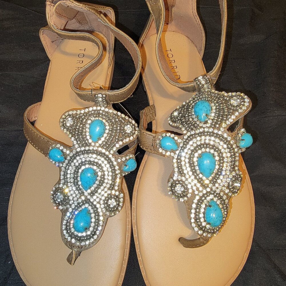 Torrid Brown Turquoise Stone T-Strap Sandal Size 8 WW Htf Wide Wide Rhinestone